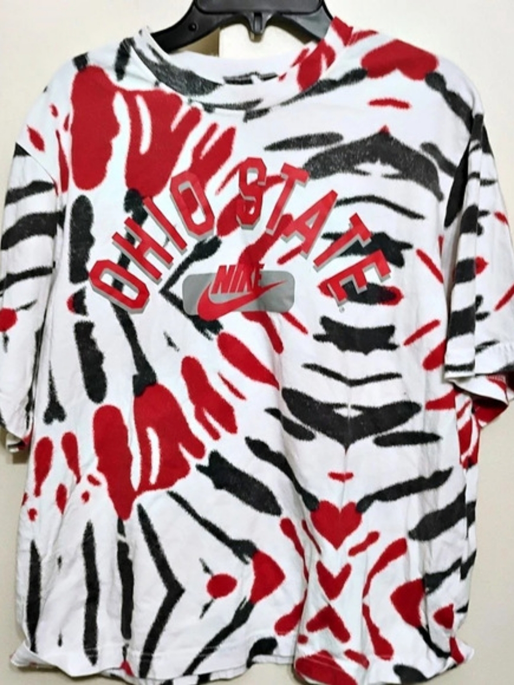 Nike Sportswear Tee Abstract Graphic Tee White & Red Small